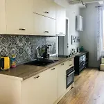 View 아파트 풀라